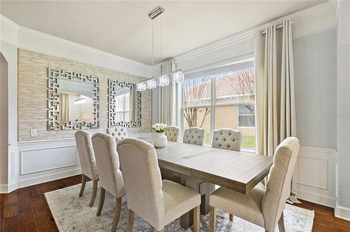 Image No.15-4 Bed House for sale