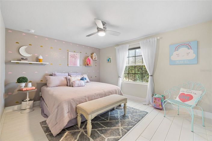 Image No.51-4 Bed House for sale