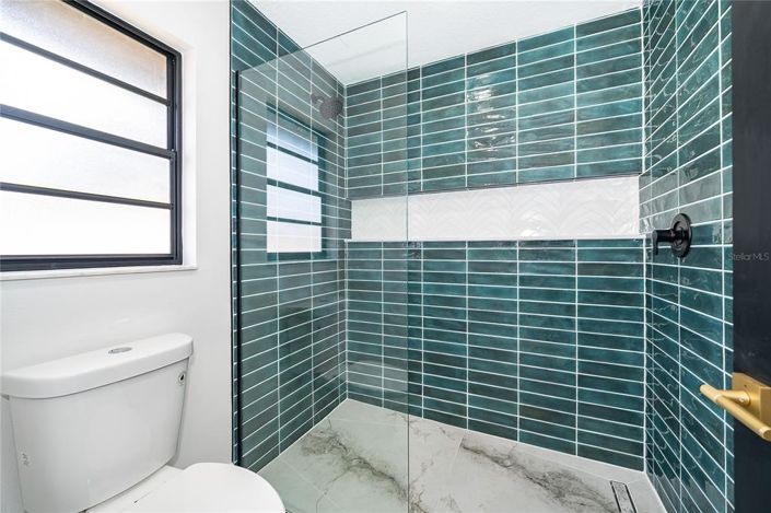 Image No.25-4 Bed House for sale