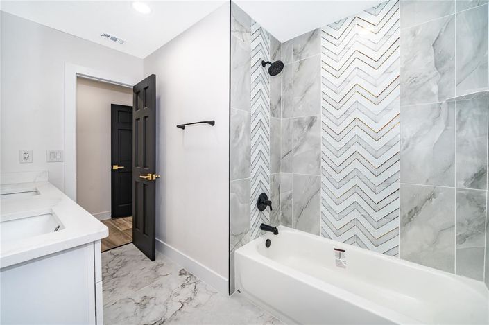 Image No.28-4 Bed House for sale