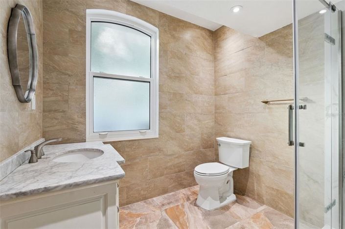 Image No.16-4 Bed House for sale