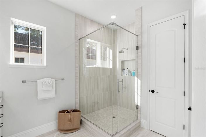 Image No.19-3 Bed Townhouse for sale