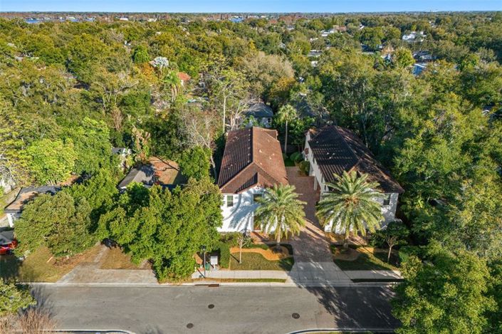 Image No.30-3 Bed Townhouse for sale