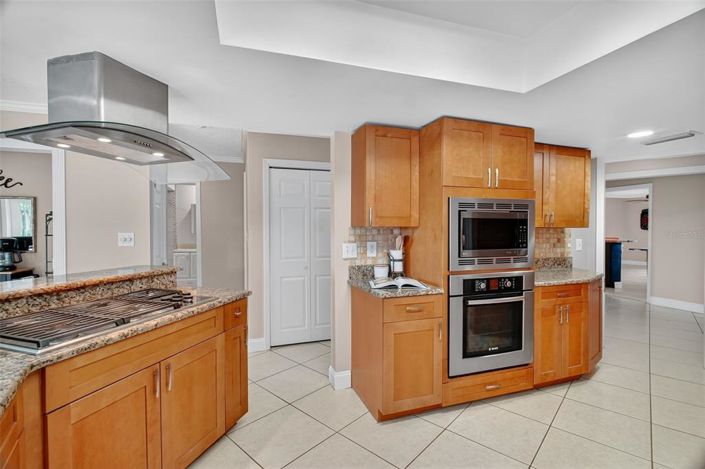 Image No.14-4 Bed House for sale