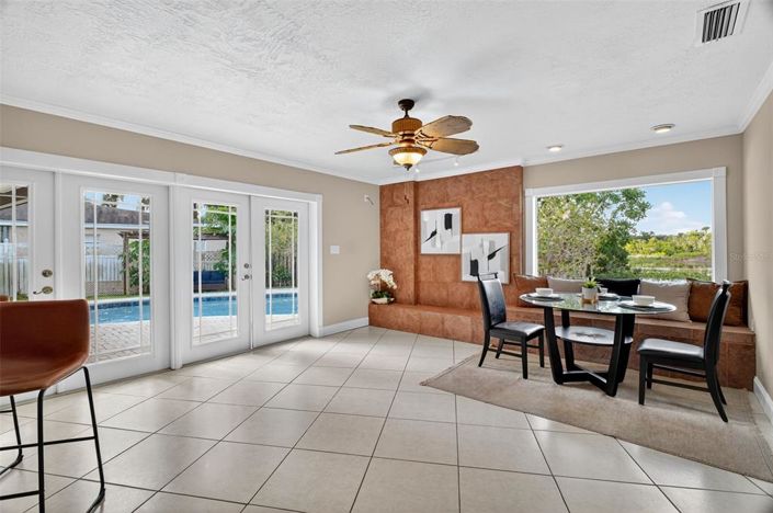 Image No.17-4 Bed House for sale