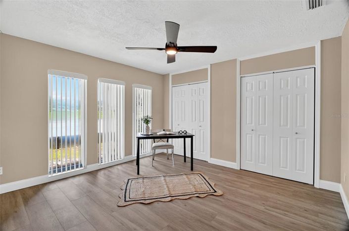 Image No.27-4 Bed House for sale