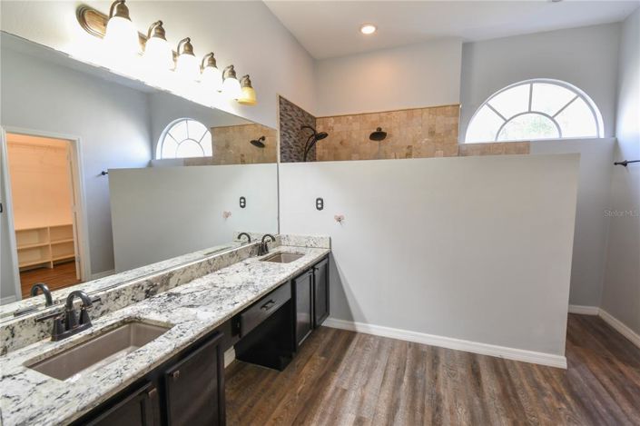 Image No.15-Maison de 4 chambres à vendre à Saint John