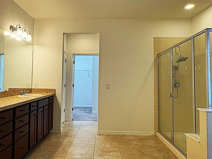 Image No.20-5 Bed House for sale