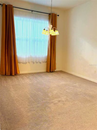 Image No.8-5 Bed House for sale