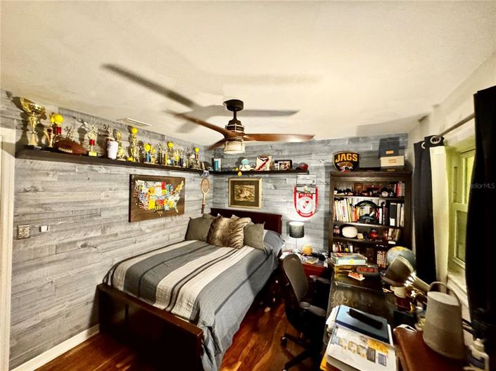 Image No.23-5 Bed House for sale