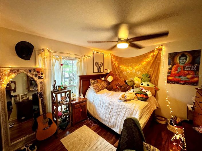 Image No.25-5 Bed House for sale