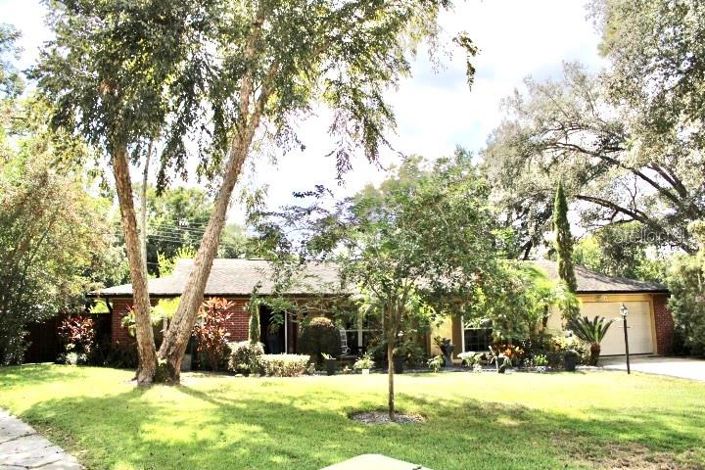 Image No.35-5 Bed House for sale