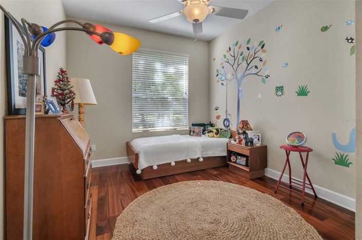 Image No.15-3 Bed House for sale