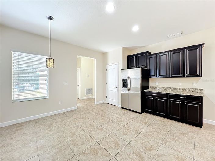 Image No.12-3 Bed House for sale