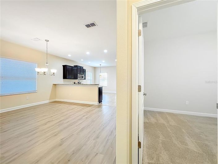 Image No.17-3 Bed House for sale