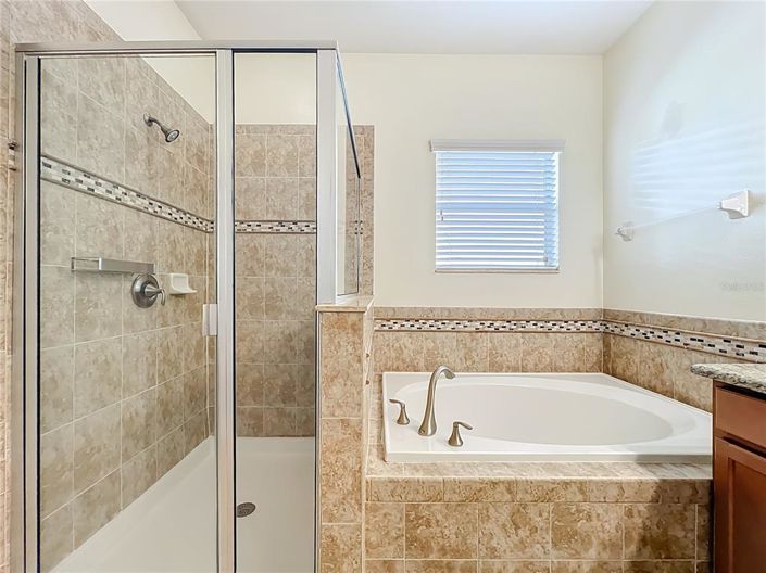 Image No.29-3 Bed House for sale