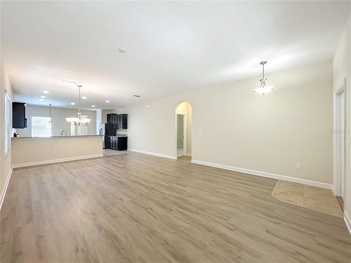 Image No.7-3 Bed House for sale