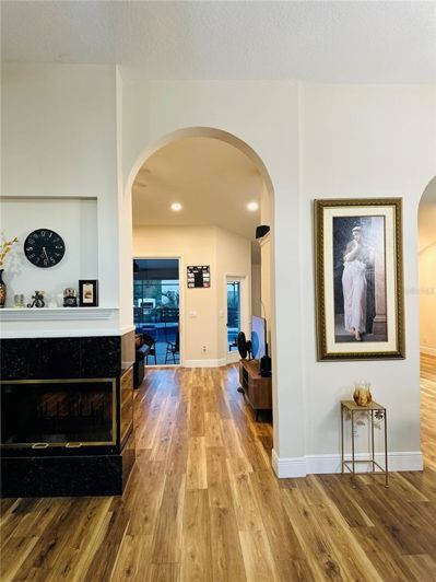 Image No.13-4 Bed House for sale