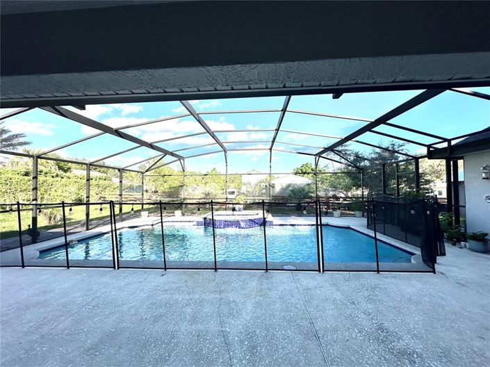 Image No.35-4 Bed House for sale