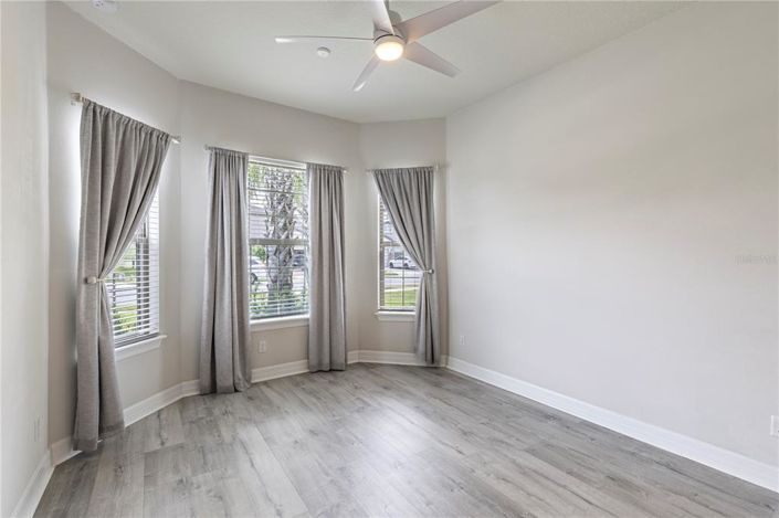 Image No.15-4 Bed House for sale