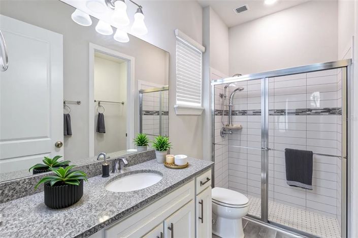 Image No.18-4 Bed House for sale