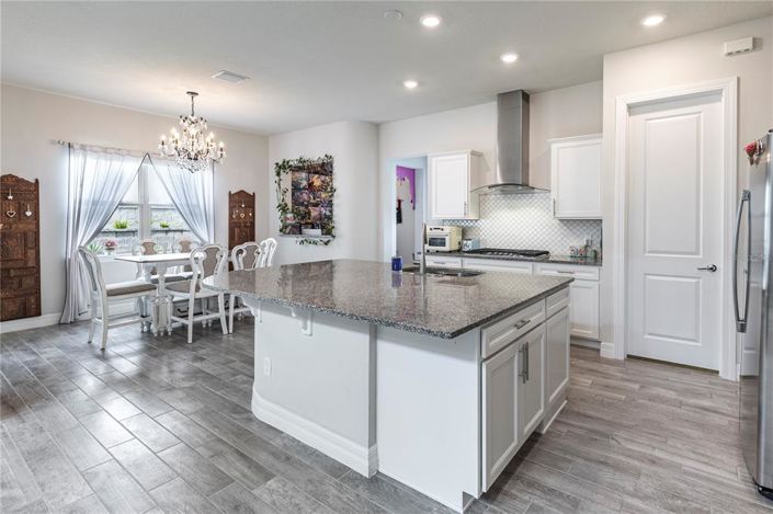 Image No.20-4 Bed House for sale