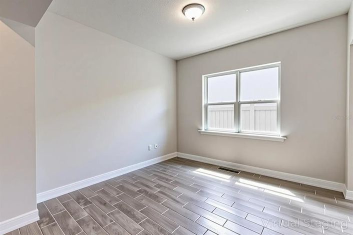 Image No.35-4 Bed House for sale