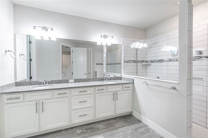 Image No.51-4 Bed House for sale