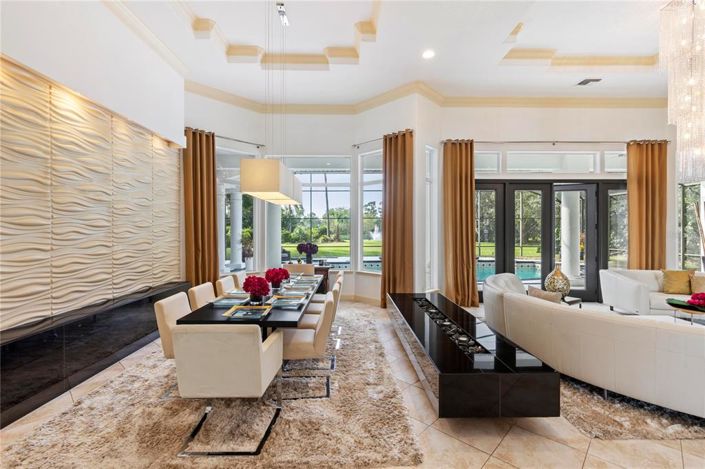 Image No.22-5 Bed House for sale