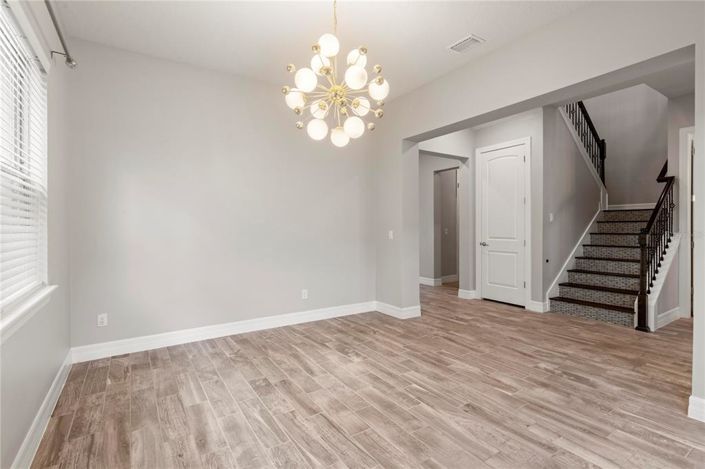 Image No.11-4 Bed House for sale