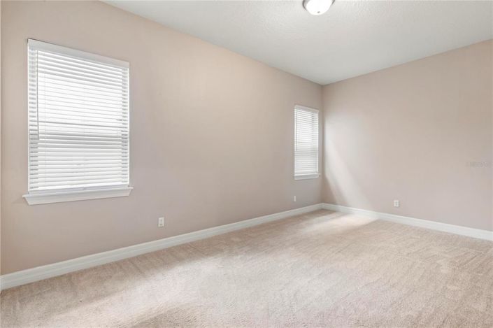 Image No.12-4 Bed House for sale