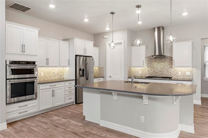 Image No.20-4 Bed House for sale