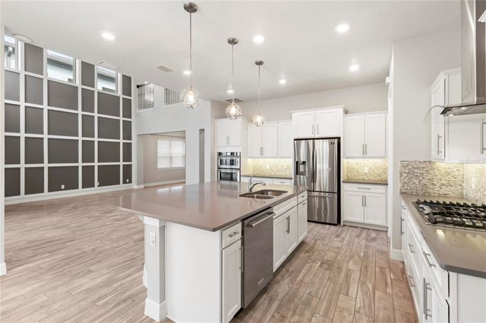 Image No.25-4 Bed House for sale