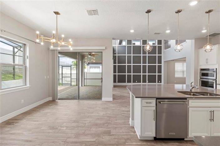 Image No.26-4 Bed House for sale