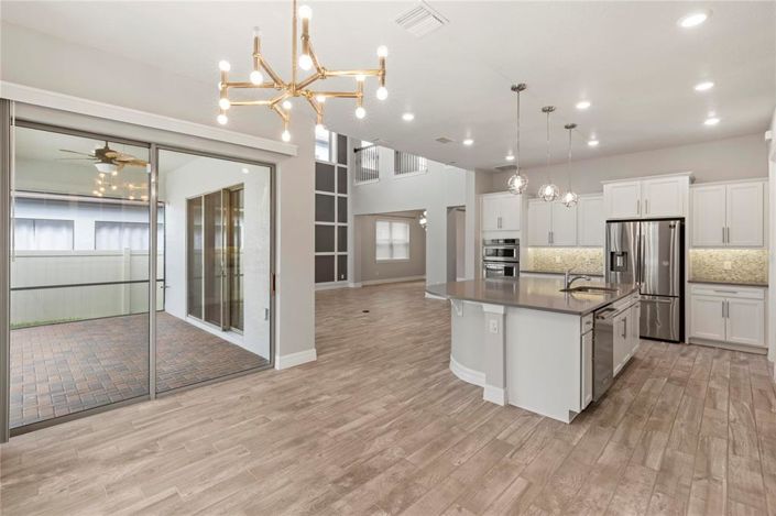 Image No.27-4 Bed House for sale