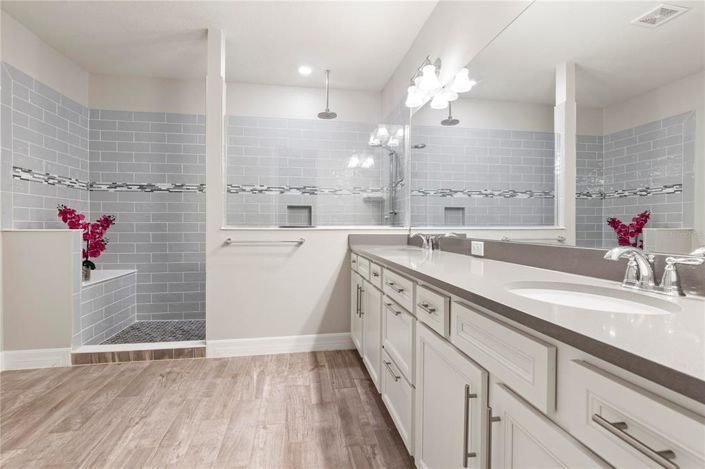 Image No.34-4 Bed House for sale