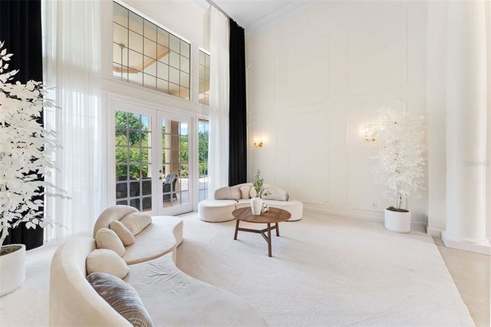 Image No.23-4 Bed House for sale