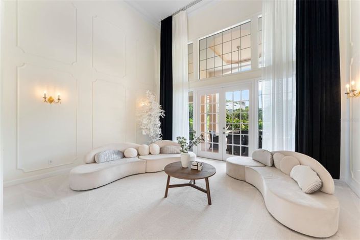 Image No.3-4 Bed House for sale