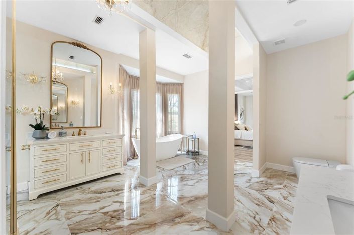 Image No.38-4 Bed House for sale