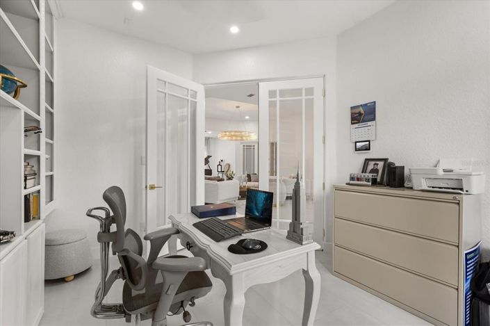 Image No.22-5 Bed House for sale