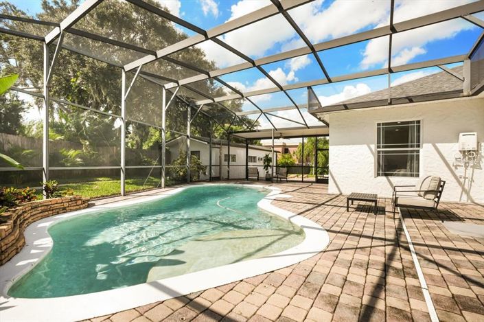 Image No.44-5 Bed House for sale