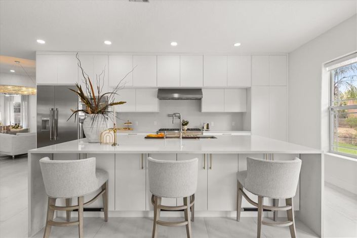 Image No.8-5 Bed House for sale