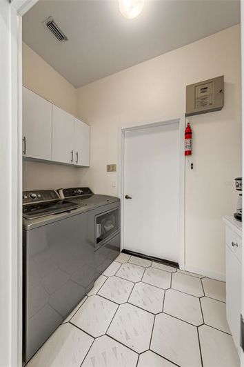 Image No.24-3 Bed House for sale