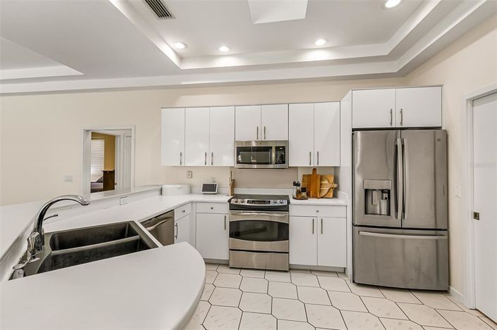 Image No.8-3 Bed House for sale