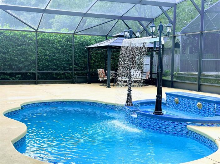 Image No.25-6 Bed House for sale