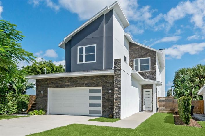 Image No.2-Maison de 4 chambres à vendre à Saint John