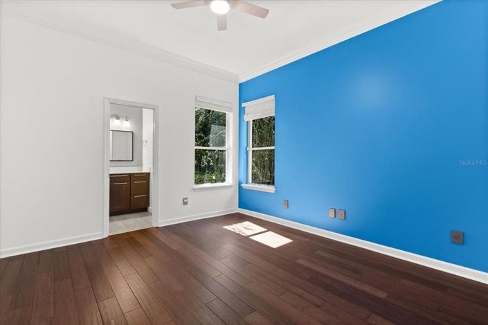 Image No.25-4 Bed House for sale