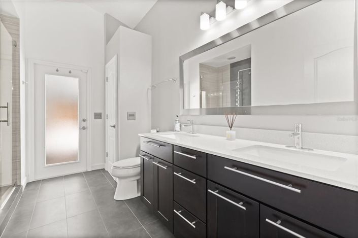 Image No.27-4 Bed House for sale