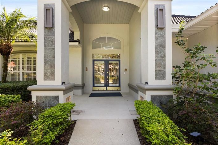 Image No.3-4 Bed House for sale