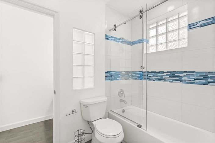 Image No.36-4 Bed House for sale